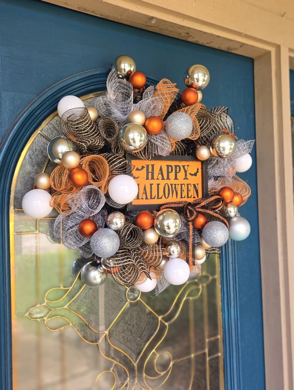 Bubbly Halloween Wreath